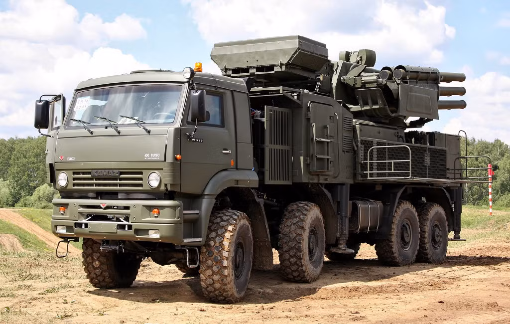 Nhưng bây giờ thì khác, Wagner sắp phát triển mạnh hơn trong cuộc chiến Nga-Ukraine. Theo thông báo tuyển dụng lính đánh thuê của Wagner, công ty Wagner đang tuyển dụng các kỹ thuật viên sử dụng tên lửa phòng không Pantsir-S1, S-300, xe bọc thép, lính xe tăng, phi công trực thăng vũ trang và các chuyên gia tác chiến điện tử.