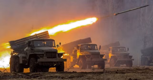Theo Topwar, dưới sự chỉ huy của tướng Surovikin, ngày 24/6, quân đội Nga tại Luhansk đã dồn 2.000 tay súng Ukraine vào một khu vực gọi là "Vạc Gorsky". Trong số này có khoảng 1.800 binh sĩ Ukraine, 120 thành viên của nhóm cực hữu Right Sector và khoảng 80 tay súng nước ngoài và dùng hỏa lực pháo phản lực phóng loạt BM-21 bắn trùm lên; góp phần giành quyền kiểm soát Severodonetsk.