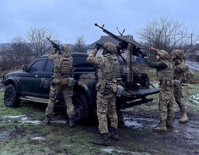 So với binh lực mà quân đội Ukraine đầu tư, chỉ có thể nói rằng, kết quả tấn công của quân đội Ukraine thực sự mờ nhạt, đặc biệt là khi ba lữ đoàn tấn công vào một điểm nổi bật lớn ở Novosilka, họ đã chiến đấu trong hai tháng mà không chạm vào tiền đồn của quân Nga. 