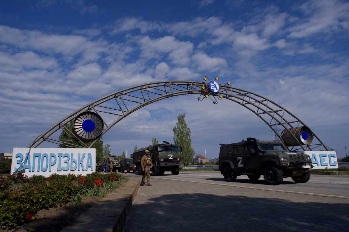 Hiện tại, để ngăn chặn việc Quân đội Ukraine tấn công nhà máy điện hạt nhân Zaporozhye một lần nữa và gây ra thêm nhiều vụ tai nạn mất an toàn, Quân đội Nga đã điều thêm binh lính chiến đấu và thiết bị hạng nặng tới khu vực, bao gồm một số lượng lớn hệ thống tên lửa phòng không. 
