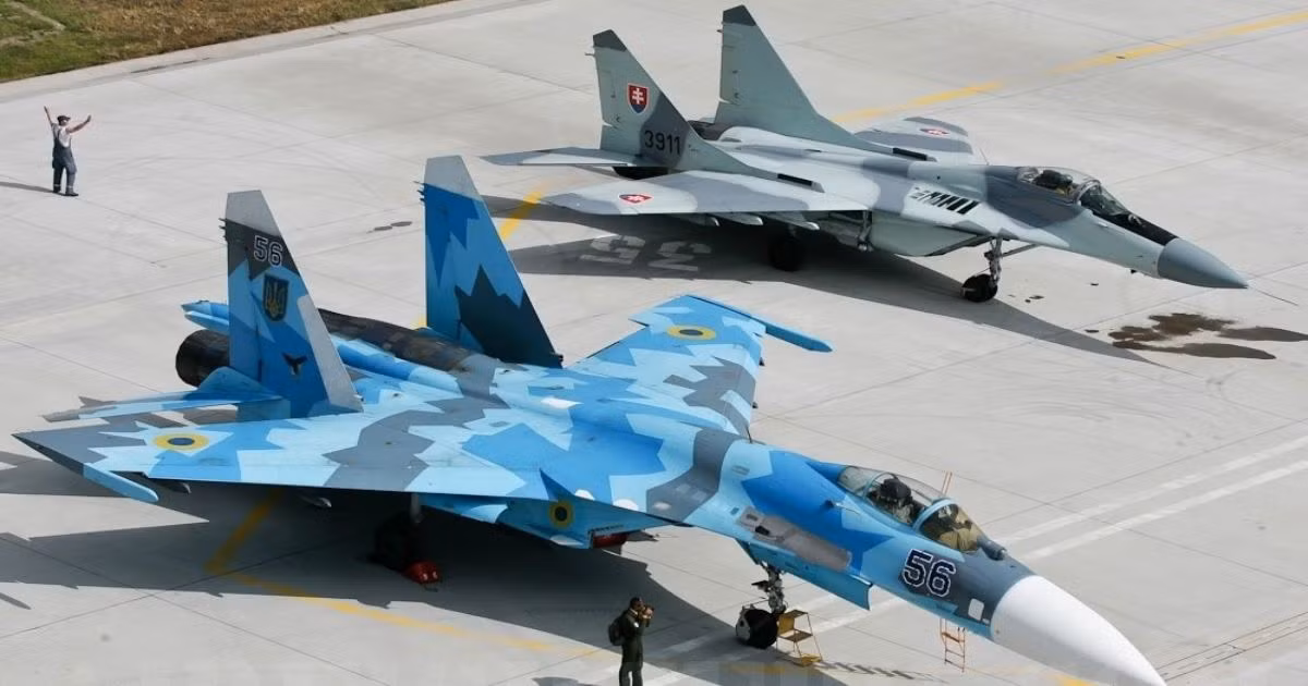 Sự thành công của Su-27, khiến nó được nhiều chuyên gia coi là máy bay chiến đấu có năng lực nhất thế giới, vượt trội hơn hẳn F-15 trong cuộc thử nghiệm ở Mỹ; đây cũng là chìa khóa để làm “xói mòn nhu cầu” về MiG-29 cả ở Nga và các khách hàng xuất khẩu. 