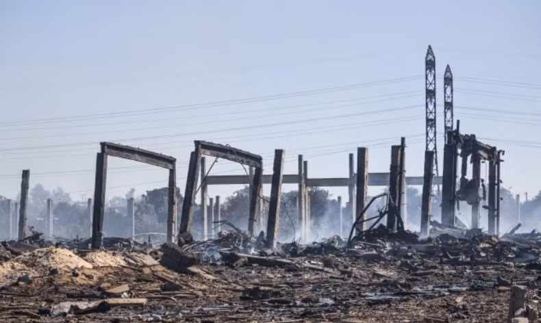 Ngoài ra, trong hai ngày qua, quân đội Nga đã đẩy lùi cuộc phản công do quân đội Ukraine phát động trên tuyến Nikolayev-Krivoy Rog, loại khỏi vòng chiến đấu hàng nghìn sĩ quan và binh sĩ Ukraine.