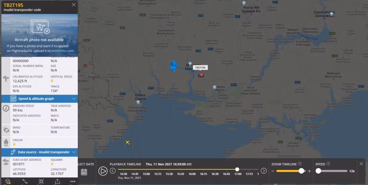 Trong một bức ảnh, người xem có thể thấy chuyến bay của chiếc UAV TB2 trên lãnh thổ của Thổ Nhĩ Kỳ. Mã ICAO của chiếc máy bay không người lái này 001071, hoàn toàn trùng khớp với mã ICAO của chiếc UAV TB2 được ghi lại ở khu vực Nikolaev chỉ sau vài giờ.