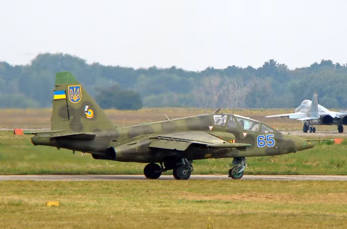 Tám năm sau, trực thăng và máy bay quân sự của Ukraine, vẫn chưa dám quay trở lại chiến trường Donbass. Và đừng mong đợi điều đó sẽ thay đổi, nếu một cuộc chiến lớn nổ ra giữa Nga và Ukraine, như nhiều chuyên gia quân sự lo ngại.