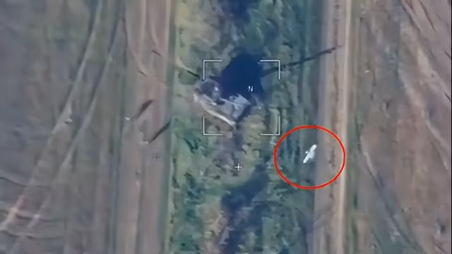 UAV Lancet có thể coi là loại tên lửa hành trình mới nhất của Nga, được gọi là "tiểu liên AK-47 bay" hay "mìn bay", được phát triển và sản xuất bởi Tập đoàn Hàng không ZALA, một công ty con của công ty tập đoàn "Kalashnikov" của Nga. Vào ngày 25/6/2019, UAV Lancet đã được công bố lần đầu tiên tại Diễn đàn Công nghệ Quân sự Quốc tế "Army-2019". được tổ chức tại Kubinka, thủ đô Moscow của Nga.
