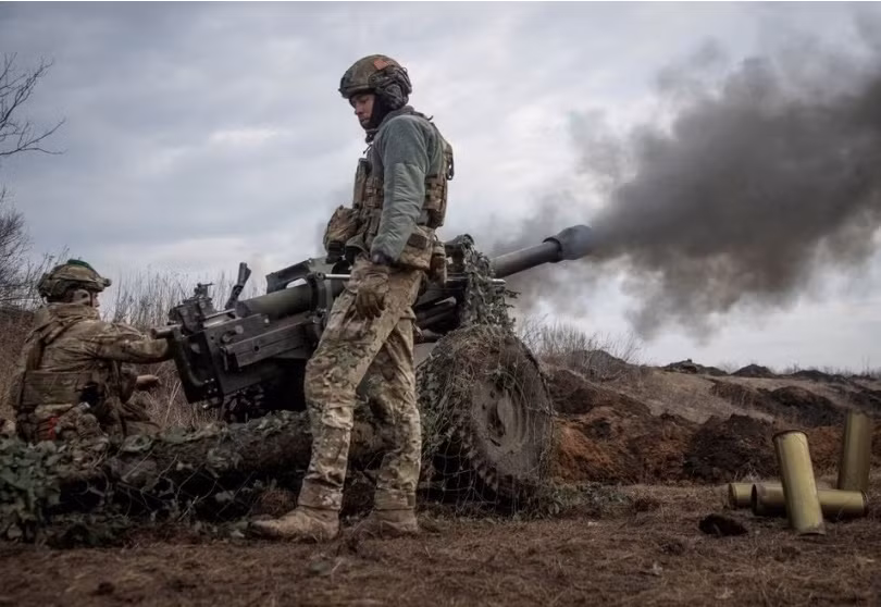 Cuộc đối đầu của NATO với Nga về cuộc xung đột Ukraine lần đầu tiên thua về vấn đề cung cấp vũ khí và đạn dược cho chiến trường. Nhìn lại, NATO có thể cung cấp bất cứ thứ gì Ukraine cần, nhưng kể từ năm nay, Ukraine hầu như không nhận được sự hỗ trợ đáng kể nào từ NATO.