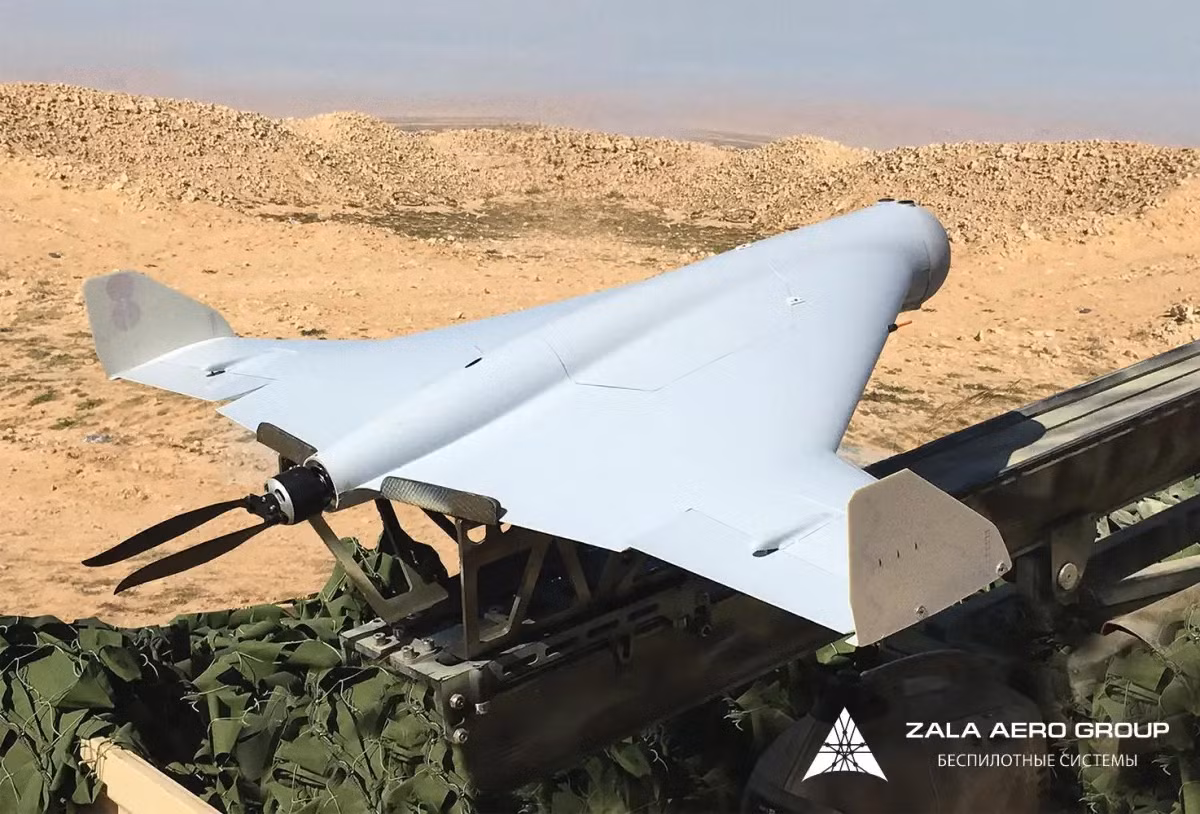 Xem UAV Lacet tung don tan cong bat ngo tren chien truong Ukraine-Hinh-3