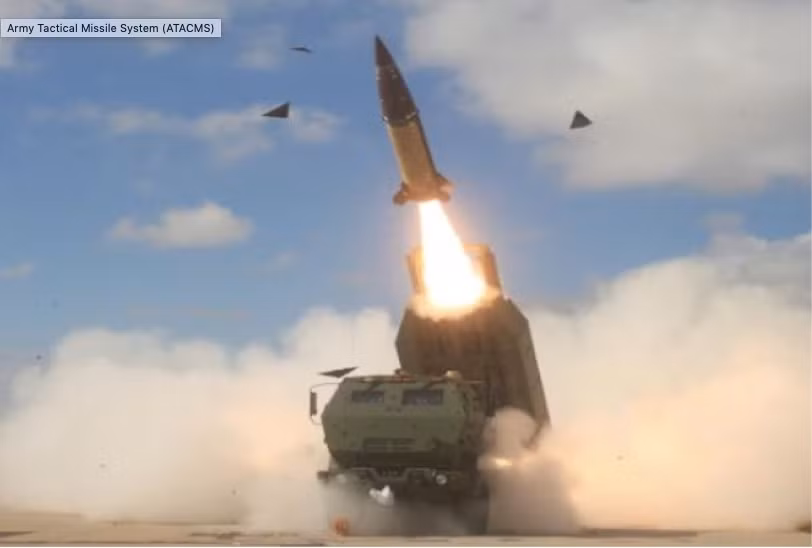 CNN đưa tin, Ukraine đã sử dụng tên lửa ATACMS mà nước này nhận được, để tấn công các mục tiêu của Nga ở Crimea, bao gồm hệ thống phòng không, kho vũ khí và sân bay. Các quan chức Mỹ cho biết, toàn bộ bán đảo Crimea đều nằm trong tầm bắn của ATACMS, khiến đây trở thành khu vực chính mà quân đội Ukraine sử dụng tên lửa do Mỹ sản xuất, để tiến hành các cuộc tấn công. 