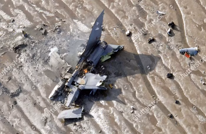 Trận không chiến giữa chiếc MiG-29A Fulcrum của Không quân Iraq và chiếc tiêm kích bom Tornado. Trong trận không chiến này, chiếc tiêm kích bom Tornado của không quân Hoàng gia Anh, đã bị bắn hạ bởi tên lửa R-60MK từ chiếc MiG-29.