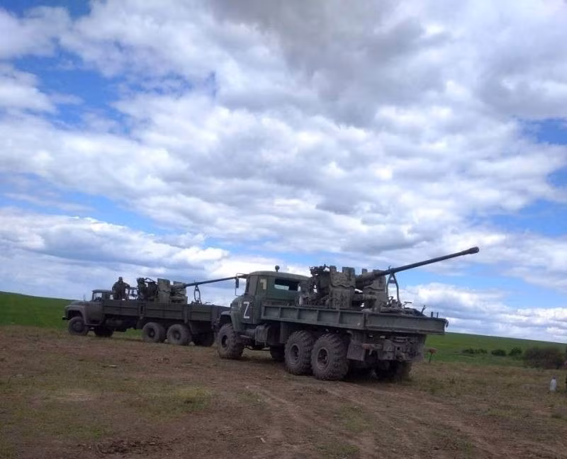 Pháo phòng không S-60 đã tham chiến thành công ở Việt Nam, Afghanistan và vừa qua là ở Syria. Loại pháo này được sản xuất và trang bị cho 57 quốc gia trên thế giới. Trong Quân đội Liên Xô, các trung đoàn pháo phòng không phục vụ cho đến đầu những năm 1970.