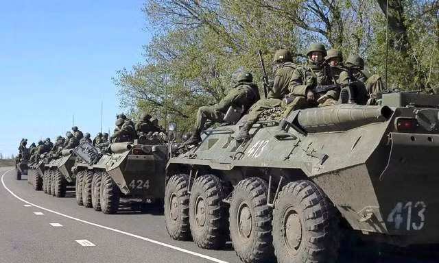 Theo hãng tin Sputnik của Nga, Bộ Quốc phòng Nga đưa ra thông báo về các trận đánh ở mặt trận phía Nam Ukraine và cho biết: Quân đội Ukraine xuất phát từ Nikolayev và tấn công Kherson từ ba hướng, nhưng quân đội Nga đang tích cực tiến hành các hoạt động phòng ngự.