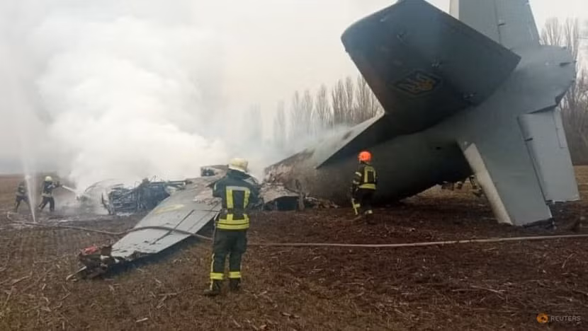 Kể từ khi tiến hành chiến dịch quân sự đặc biệt của Nga tại Ukraine, theo Bộ Quốc phòng Nga, hiện các sân bay của Ukraine đã bị hỏa lực của Quân đội Nga chế áp hoàn toàn và lực lượng Không quân Ukraine đã bị phá hủy hoàn toàn.