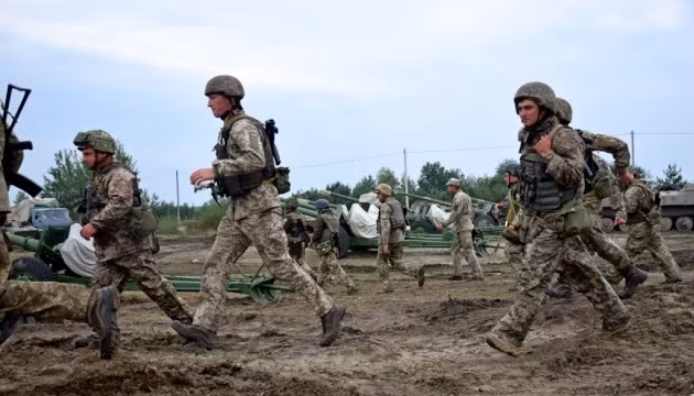 Lý do đó là trước đó, đã có nhiều thông tin cho rằng, Lực lượng vũ trang Ukraine đang lên kế hoạch cho một chiến dịch quân sự lớn ở Donbass vào tháng 1 hoặc 2 năm nay. 
