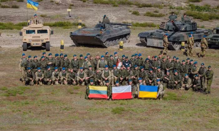 Nếu mọi việc suôn sẻ, dự kiến trong thời gian tới, quân đội Ukraine sẽ hình thành 6-8 đơn vị lữ đoàn chiến đấu mới theo tiêu chuẩn NATO, được trang bị xe tăng chiến đấu chủ lực của phương Tây.