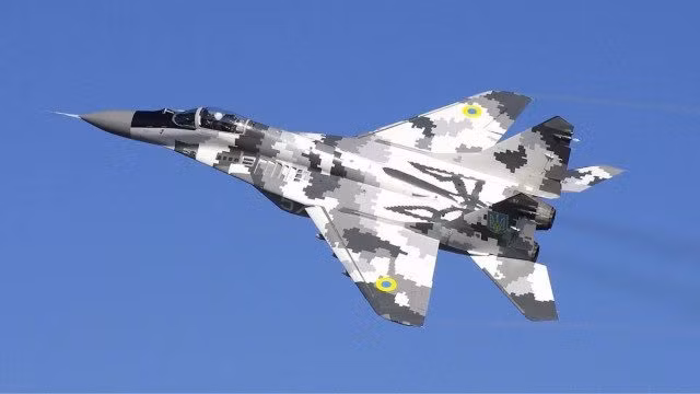 Như vậy việc Ukraine đưa những chiếc máy bay chiến đấu MiG-29 làm máy bay bay che đầu cũng là tình thế bắt buộc, khi họ không còn loại máy bay chiến đấu nào tốt hơn (số ít Su-27 của Ukraine giành cho các nhiệm vụ quan trọng hơn) để làm nhiệm vụ này, trong khi đang ngóng chờ phương Tây viện trợ máy bay F-16.