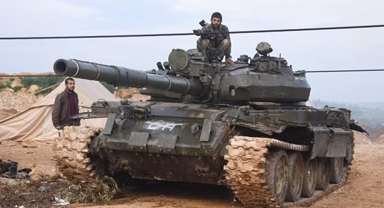 Hiện Quân đội Nga rất khó sử dụng xe tăng T-62 ở Ukraine vì một số lý do như yêu cầu về tổ lái 4 người của loại xe tăng này, khiến làm thâm hụt thêm số lượng binh lính, vốn đã hạn chế của Nga.