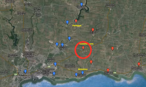 Còn cách đây vài giờ, quân đội Ukraine đã tiến hành rà phá thành công các bãi mìn gần khu dân cư Kominternovo và Sakhanka, nằm ở phía nam của nước cộng hòa tự xưng Donetsk (DPR).