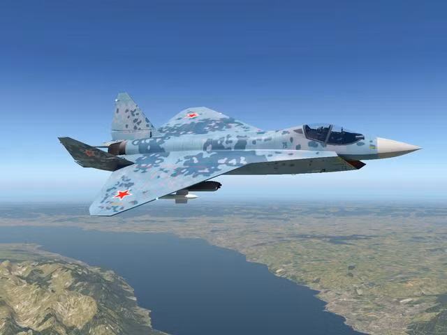 Theo thông tin của Rostec, Su-75 là máy bay chiến đấu hạng nhẹ, sử dụng một động cơ, thuộc máy bay chiến đấu thế hệ thứ năm đầu tiên của Nga. Nó được phát triển bởi công ty Sukhoi, một phần của Tập đoàn máy bay Thống Nhất Nga.