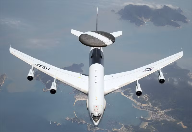 Hiện nay số máy bay AWACS E-3 Sentry hiện có trong biên chế USAF, không thể gánh vác nhiệm vụ trước các mối đe dọa từ Trung Quốc. Cho đến nay, E-3 Sentry đã hoàn thành vai trò này; nhưng càng về sau, khả năng của chúng để thực hiện vai trò như vậy, ngày càng trở nên đáng nghi ngờ.