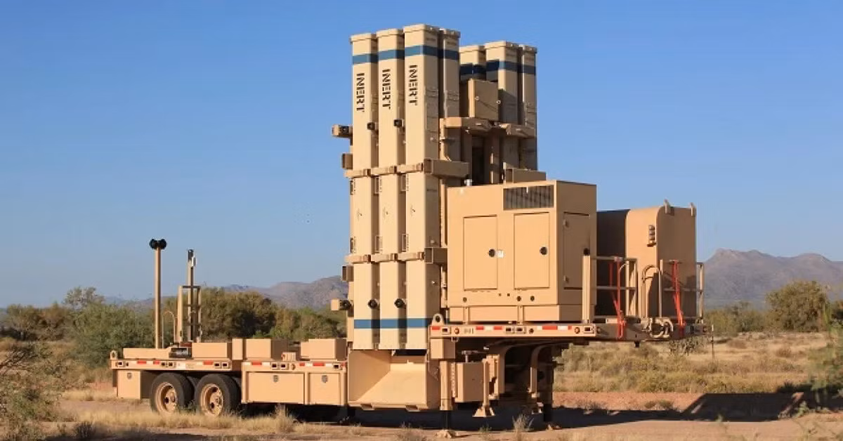Về điểm này, Israel giải thích như sau: sau khi hệ thống radar phòng không của họ phát hiện một tên lửa đang bay tới, máy tính tốc độ cao sẽ thực hiện các tính toán về đường đạn. Một khi phát hiện tên lửa sẽ rơi ở khu vực trống hoặc mục tiêu không quan trọng, nó sẽ không đánh chặn. Hệ thống chỉ đánh chặn những tên lửa có khả năng gây nguy hại.