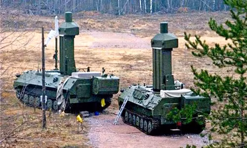 Biện pháp “mềm” để ngăn cả các chuyến bay do thám của NATO, đó là quân đội Nga đã sử dụng thiết bị tác chiến điện tử, vô hiệu hóa các hệ thống dẫn đường của NATO, gần biên giới khu vực Kaliningrad và cả ở không phận Syria.