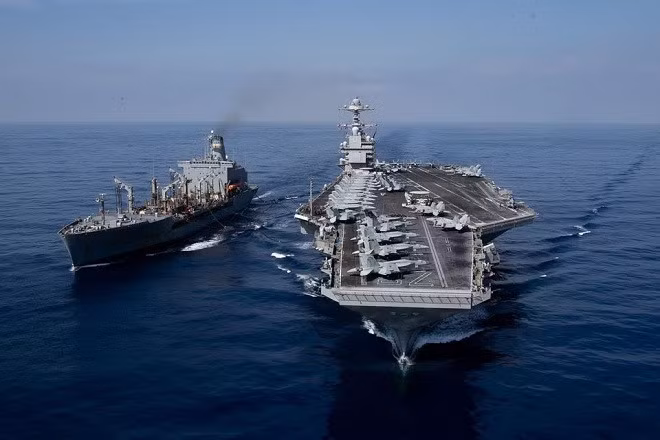 Do vậy, việc sở hữu tàu sân bay chạy bằng năng lượng hạt nhân, giúp Hải quân Trung Quốc triển khai ở xa bờ biển Trung Quốc (hải quân biển xanh), duy trì các hoạt động quân sự trên toàn cầu. Mỹ từ lâu đã đạt được khả năng này, với các tàu sân bay lớp Nimitz và Ford; và động thái của Trung Quốc, cũng báo hiệu ý định thách thức sự thống trị của Hải quân Mỹ. 