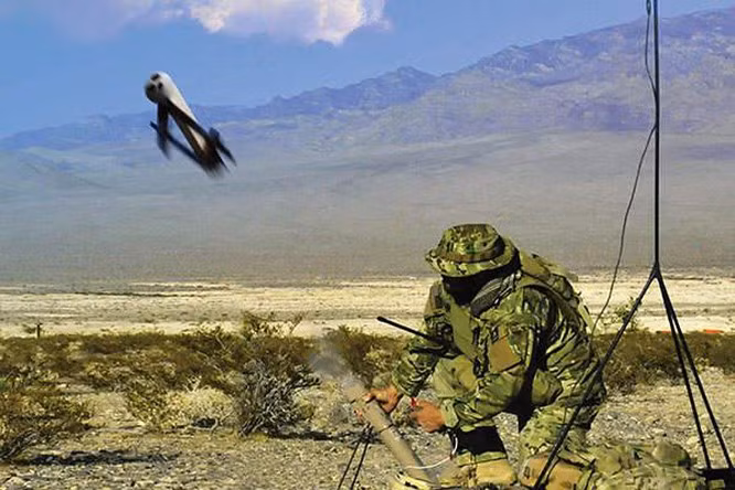 Khi nhận được UAV tự sát Switchblade, Quân đội Ukraine sẽ có thêm vũ khí chống tăng rất mạnh; tuy nhiên hiệu quả, phải chờ thời gian kiểm nghiệm. Nên nhớ trước cuộc chiến, các loại tên lửa chống tăng Javelins, NLAW hay UAV Bayraktar TB2 cũng được ca ngợi lên mây, nhưng cũng khó giúp Ukraine xoay chuyển cục diện chiến trường.