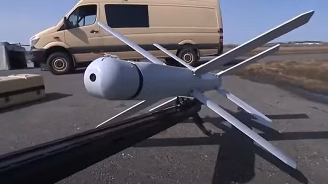 UAV Lancet: Bac thay cua don tan cong bat ngo tai Ukraine-Hinh-2