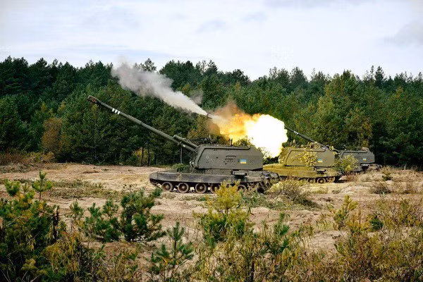 Nhưng đến mùa hè này, khi pháo hạng nặng của Quân đội Ukraine, sẽ có đủ sức mạnh để áp đảo Tập đoàn xe tăng cận vệ số 1 mạnh nhất của Quân đội Nga, khi đó có thể hình thái chiến trường sẽ thay đổi. 