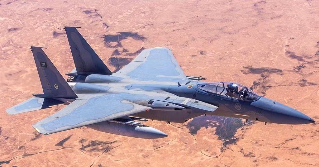 Và có thể các phi công của Không quân Arab Saudi đã quá chủ quan và dựa vào ưu thế trên không của mình, để đi theo cùng một lộ trình cố định cho mỗi cuộc không kích.