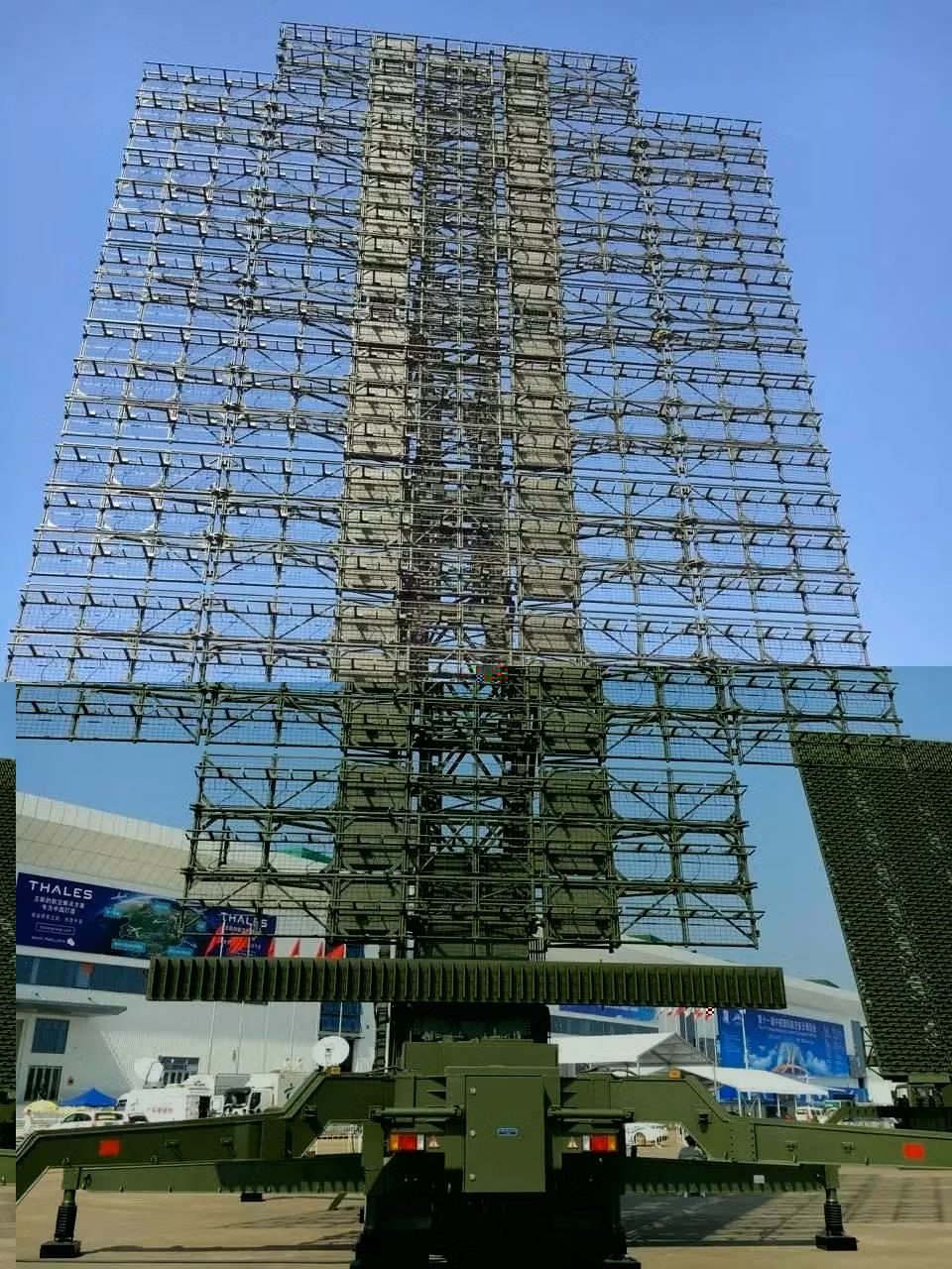 Radar YLC-8E là sản phẩm trí tuệ của CETC, một công ty thuộc sở hữu nhà nước của Trung Quốc và được coi là “soái ca của radar tàng hình Trung Quốc”. YLC-8E cũng có thể phát hiện các loại mục tiêu khác ở tầm xa và độ nét cao, với các thông số chính vượt trội; giúp nó vượt xa so với các đối thủ nước ngoài.