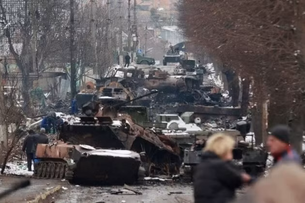 Còn qua 7 ngày tiến hành chiến dịch quân sự của Nga ở Ukraine, thiệt hại của Quân đội Nga lên tới 498 người chết và 1.597 người bị thương. Người phát ngôn của Bộ Quốc phòng Nga cho biết, những thông tin do phương Tây công bố về những tổn thất của Quân đội Nga là không đáng tin cậy.
