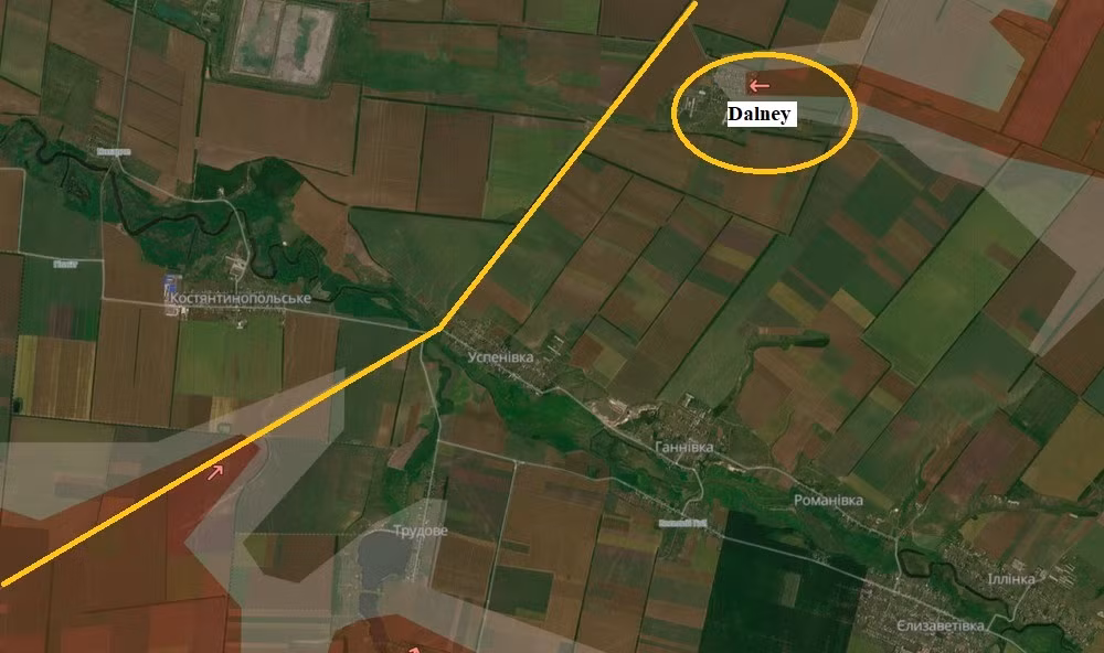 Nhóm Vostok trong khu vực cũng đang dồn quân Ukraine phải rút lui về phía Tây theo hướng Konstantinopolske (tây bắc Ugledar). Đồng thời quân Nga từ đầu cầu của làng Dalneye, vượt trục đường O0510 Kurakhove - Uspenivka về phía tây, tiếp cận con đường liên thôn từ Dachne- Yantarne- Kostiantynopolske, trực tiếp bao vây thành phố Kurakhove từ hướng nam.