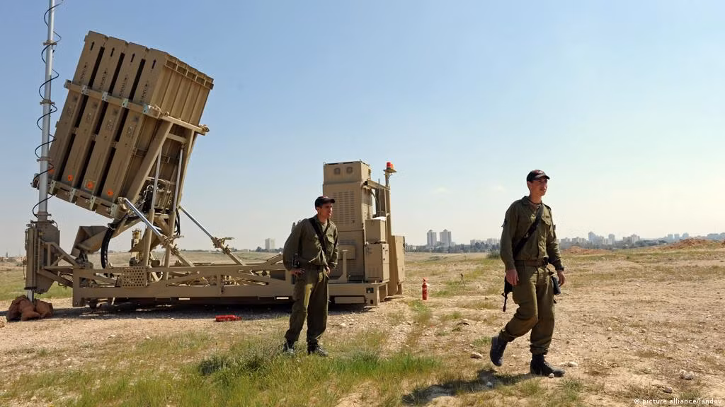 Nếu Israel cung cấp “Vòm sắt” cho Ukraine, ngay lập tức điều này sẽ ảnh hưởng đến an ninh và lợi ích của Israel, đặc biệt là tác động của các cuộc tấn công của Israel chống lại các lực lượng thân Iran tại Syria.