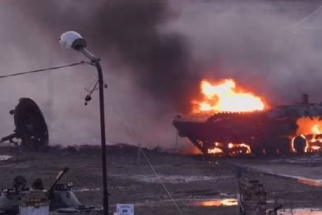 Chỉ trong một tuần tham chiến ở Donbass, ít nhất 20 xe bọc thép của Quân đội Ukraine đã bị phá hủy và hư hỏng, do những đòn tập kích bằng hỏa lực pháo binh của các đơn vị dân quân LPR và DPR và tai nạn do bất cẩn của binh lính Ukraine.