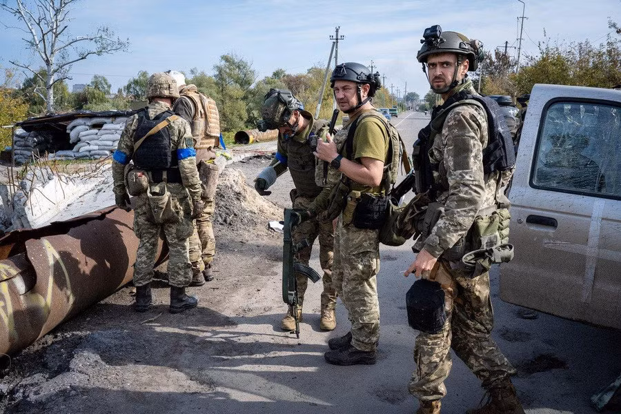 Thiệt hại của Ukraine tại vùng Kursk mỗi ngày lên tới khoảng 400 quân và 32 phương tiện. Tổng thiệt hại của Quân đội Ukraine kể từ khi bắt đầu cuộc đột nhập vào lãnh thổ Nga trên hướng khu vực Kursk, lên tới 660 quân và 82 thiết bị, phần lớn trong số đó là xe bọc thép. Hiện các hoạt động tiêu diệt quân Ukraine đột nhập biên giới Nga vẫn tiếp tục. 