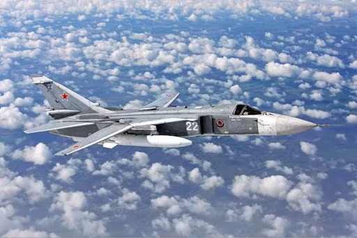 Tờ Topwar của Nga tiết lộ, chính những chiếc máy bay Su-24M đã đóng vai trò then chốt trong chiến dịch tấn công Avdeevka và toàn bộ vòng cung Avdeevka nhờ sử dụng ồ ạt bom lượn có điều khiển. Còn loại máy bay ném bom chiến lược siêu thanh Tu-22M3 dự kiến sẽ sử dụng bom FAB-3000.