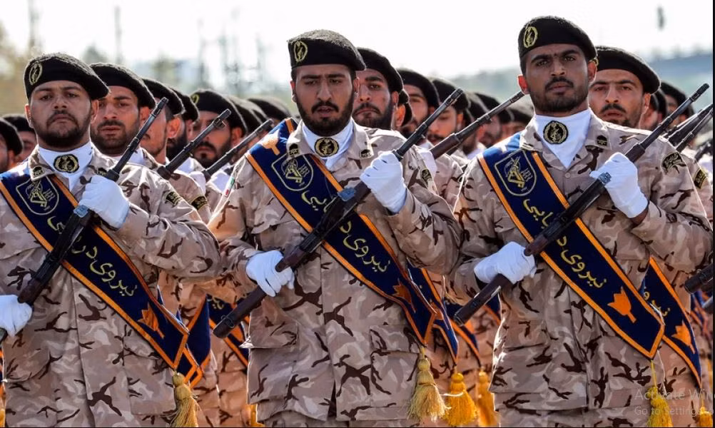 Điều này cũng tiết lộ một bí mật, Lữ đoàn Imam Hussein, một lực lượng dân quân liên kết với Lực lượng Vệ binh Cách mạng Iran, đã tham gia cuộc chiến ở miền nam Lebanon và đang hỗ trợ lực lượng vũ trang Hezbollah ở Lebanon, tấn công tên lửa vào miền bắc Israel.
