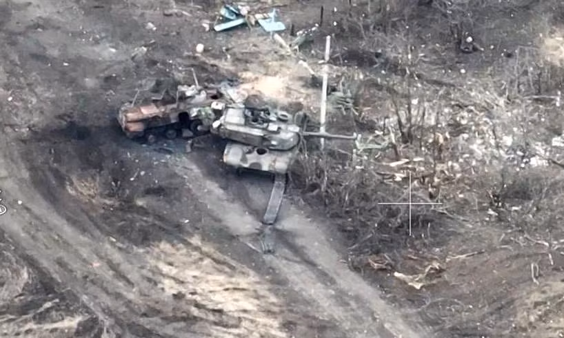 Hơn 3 tháng nay, Quân đội Ukraine tại phía tây Avdiivka đã phải “lùi từng bước” trước sức tiến công “chậm nhưng chắc” của Quân đội Nga, với cái giá phải trả là 5 xe tăng M1A1 của Mỹ viện trợ bị phá hủy, khiến Mỹ phải lệnh cho Ukraine phải rút loại xe tăng này ra khỏi chiến trường. 