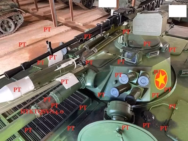 Tuy nhiên, sự ra đời của chiếc xe chiến đấu bộ binh XCB-01 cũng được nhiều độc giả Nga bình luận, trong đó nickname Бережливый cho rằng, “Việt Nam dường như đã nhận ra rằng, vũ khí, trang bị sản xuất trong nước vẫn là chìa khóa cho độc lập về quốc phòng”.