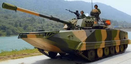 Xe tăng hạng nhẹ PT-76 vẫn được sử dụng ở nhiều nước châu Á, đặc biệt là Indonesia và Bangladesh. Chỉ riêng ở Việt Nam, vào thời điểm cao nhất nguồn cung cấp đã có hơn 500 chiếc. Một đặc điểm nổi bật của nó là có khả năng bơi ở những khu vực nước nông.