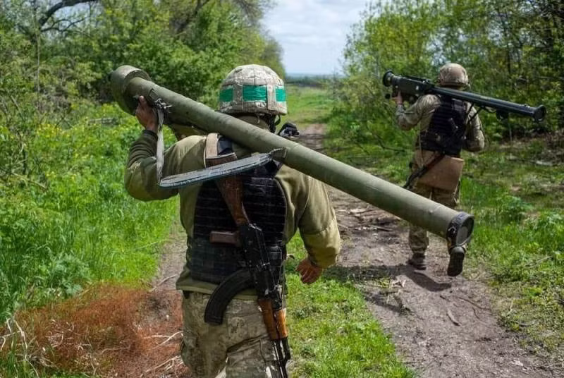 Mặc dù quân đội Ukraine không thể vượt sông phản công Kherson, nhưng âm mưu đổ bộ lên bờ trái của quân đội Ukraine sẽ không dừng lại. Lợi thế của quân đội Ukraine là hữu ngạn mà họ kiểm soát tương đối cao, hai bờ chỉ cách nhau hơn 1 km một chút. Ảnh: Pinterest. 