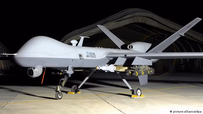 Mặc dù Mỹ chỉ xuất khẩu máy bay không người lái MQ-9 cho các đồng minh NATO, Nhưng với việc Mỹ công bố Ấn Độ là đối tác quốc phòng chính vào năm 2016 và hai bên đã ký bốn thỏa thuận hợp tác liên quan, điều này khiến Ấn Độ đủ điều kiện để mua UAV Reaper.