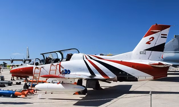 Tuy nhiên, tham vọng của Ai Cập không dừng lại ở máy bay K-8E. Một thông tin gần đây của Air Forces Monthly (AFM) tiết lộ rằng, Bộ Quốc phòng Ai Cập đã phát hành một cuộc đấu thầu quốc tế để mua 36 máy bay huấn luyện tiên tiến hơn.