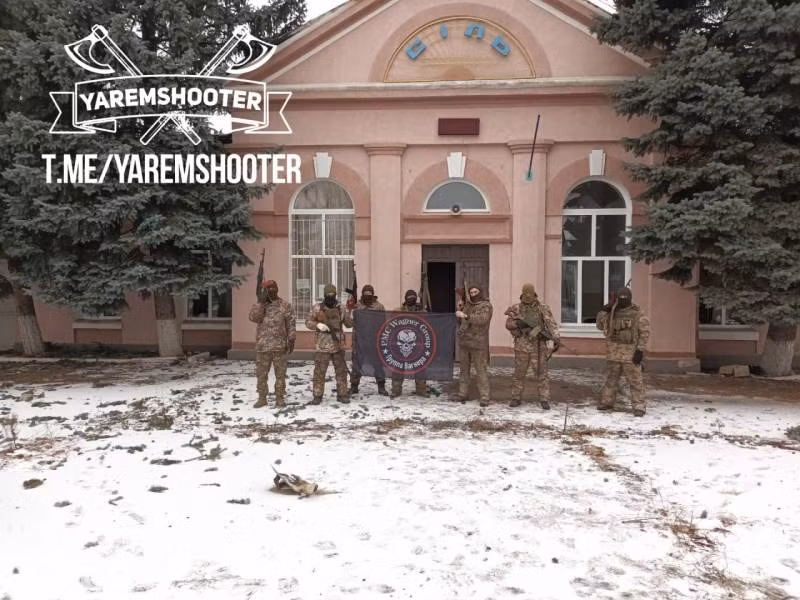 Quân đội Nga đã tạo ra một bước đột phá lớn trên chiến trường Donetsk, và thế bế tắc trên chiến trường đang bị phá vỡ. Dưới tác động dây chuyền sau khi quân Nga tràn ngập Soledar, tình hình ở Bakhmut và thậm chí toàn bộ Donetsk sẽ có những thay đổi to lớn.