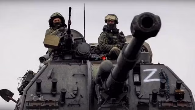 Việc quân Nga tiến mạnh trên chiến trường, đương nhiên sẽ đồng nghĩa với việc quân Ukraine sẽ mất quân và tướng lĩnh. Vì Quân đội Ukraine không còn tiềm lực để có thể chiến đấu tổng lực với quân Nga trên chiến trường, nên đương nhiên họ phải trông cậy vào sự hỗ trợ của người Mỹ đứng sau.