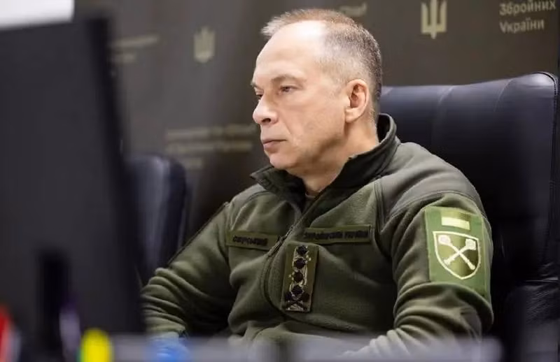 Ukraine hiện đang nhận được ít viện trợ quân sự hơn nhiều so với trước đây. Nguồn cung cấp chính đến từ châu Âu và Mỹ đã giảm đáng kể. Điều này được chính Tổng tư lệnh Lực lượng vũ trang Ukraine, tướng Oleksandr Syrsky thừa nhận.