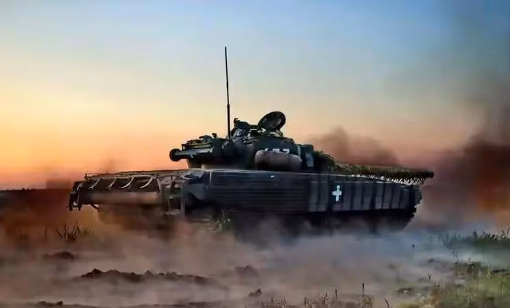 Và thực tế cho đến nay, giới phân tích vẫn chưa hiểu là làm thế nào mà Quân đội Ukraine bỗng có thêm một đoàn xe tăng và thiết giáp lên tới hàng chục nghìn quân, áp sát biên giới Nga, trong điều kiện trinh sát trên không mặt đất “sáng như ban ngày”? Vậy họ đến từ đâu?