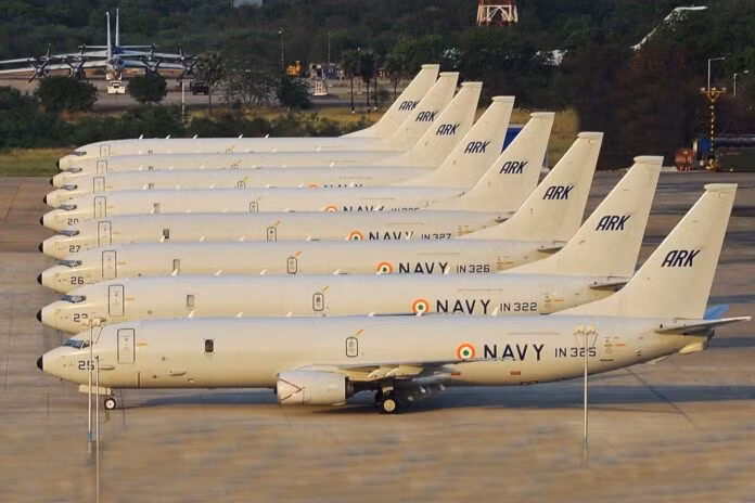 Hiện tại, 8 máy bay chống ngầm tầm xa Tu-142M3 của Không quân Ấn Độ đều đã được cho loại biên và thay thế bằng máy bay tuần tra biển P-8I Poseidon, được Ấn Độ mua từ Mỹ.