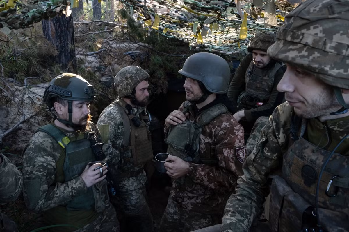 Những điều trên cho thấy Ukraine sẽ bị đe dọa như thế nào, nếu họ không có sự hỗ trợ quân sự mạnh mẽ từ Mỹ và các nước phương Tây khác. Tuy nhiên qua cuộc đại phản công mùa hè năm 2023, Mỹ và nhiều nước phương Tây khác đã mất niềm tin vào Ukraine. 